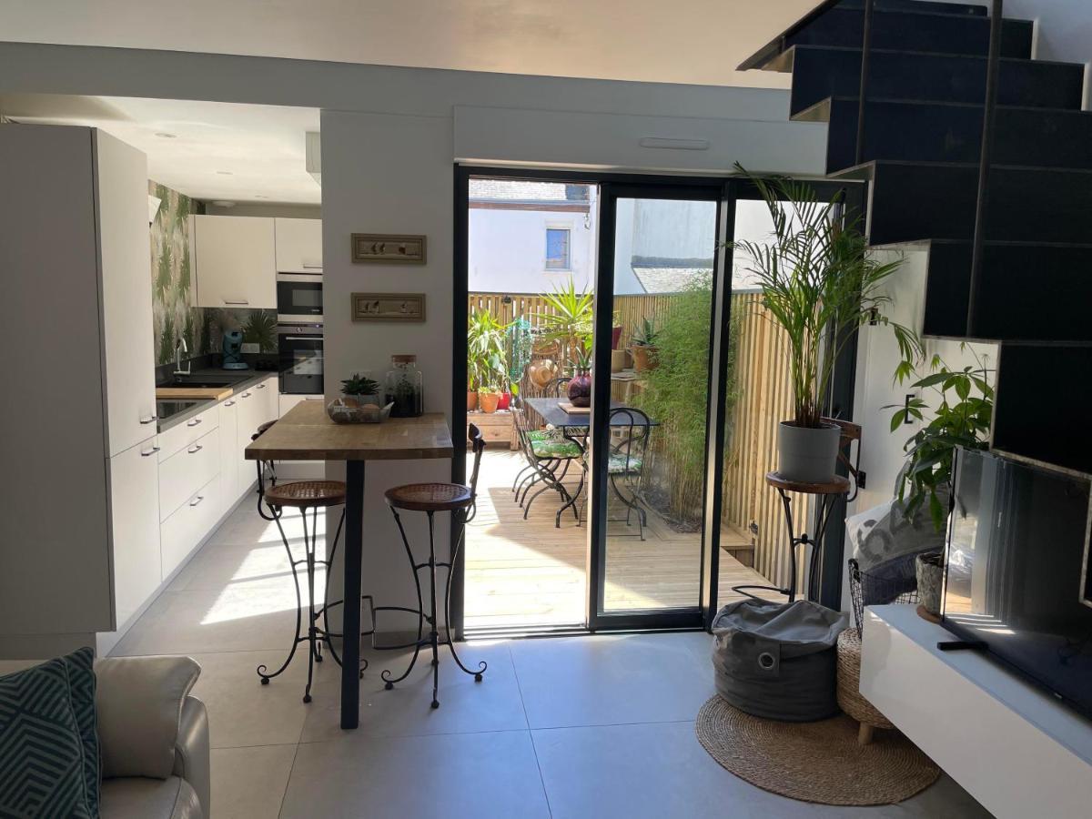 Maison Bois Port-Louis Exteriör bild