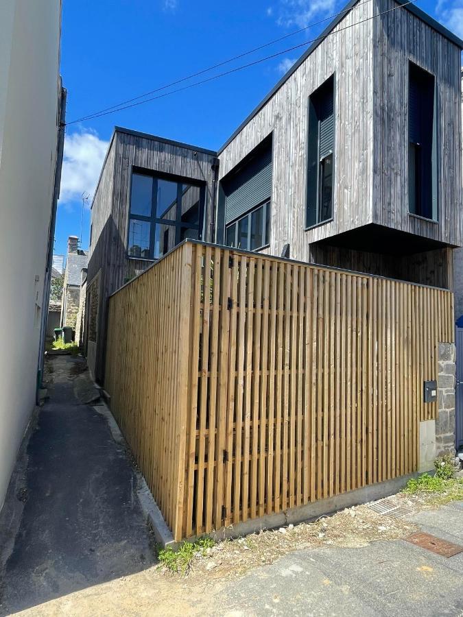 Maison Bois Port-Louis Exteriör bild